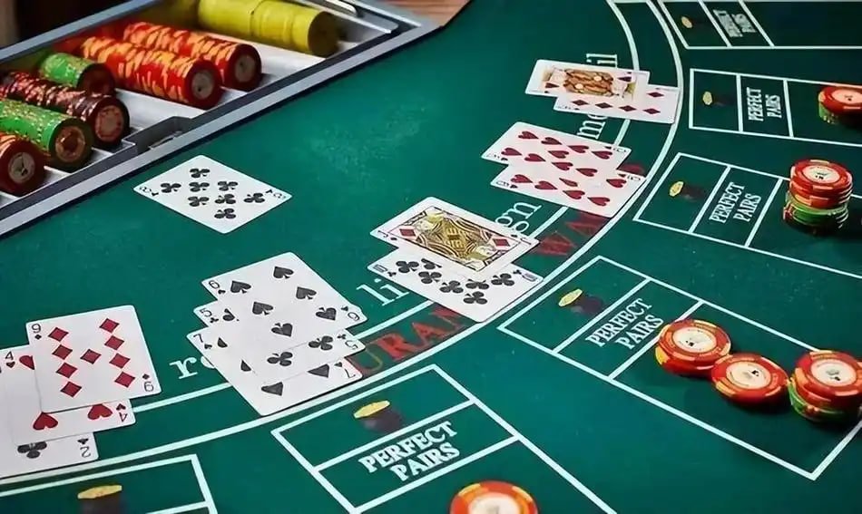 8k8t Live Casino real dealer baccarat table for Filipino players